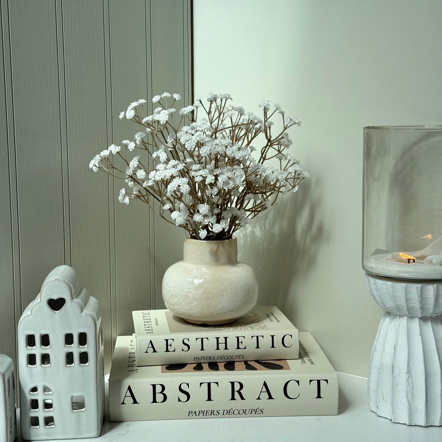 Small Marbled Ceramic Vase with White Gyp