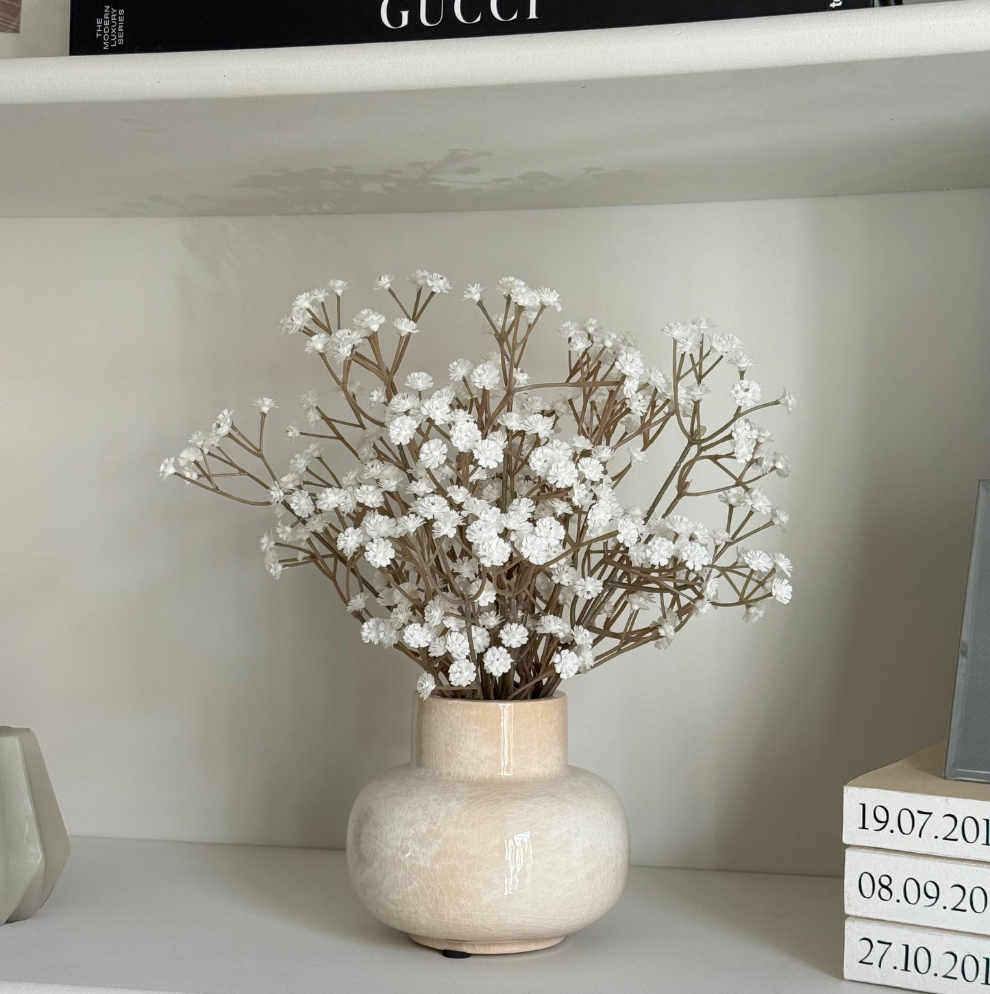 Small Marbled Ceramic Vase with White Gyp