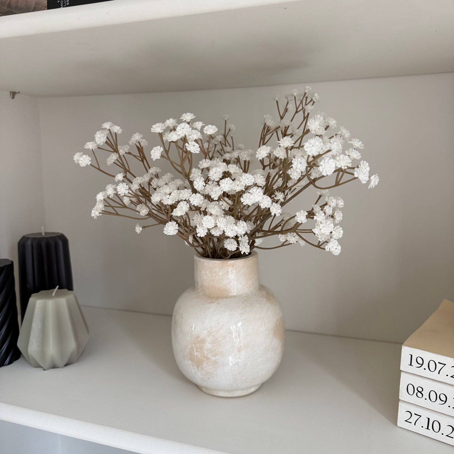 Marbled Ceramic Vase with White Gyp