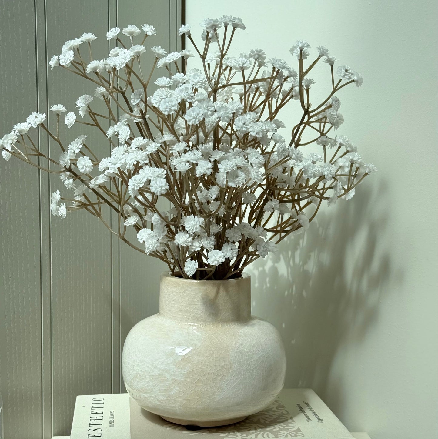 Small Marbled Ceramic Vase with White Gyp