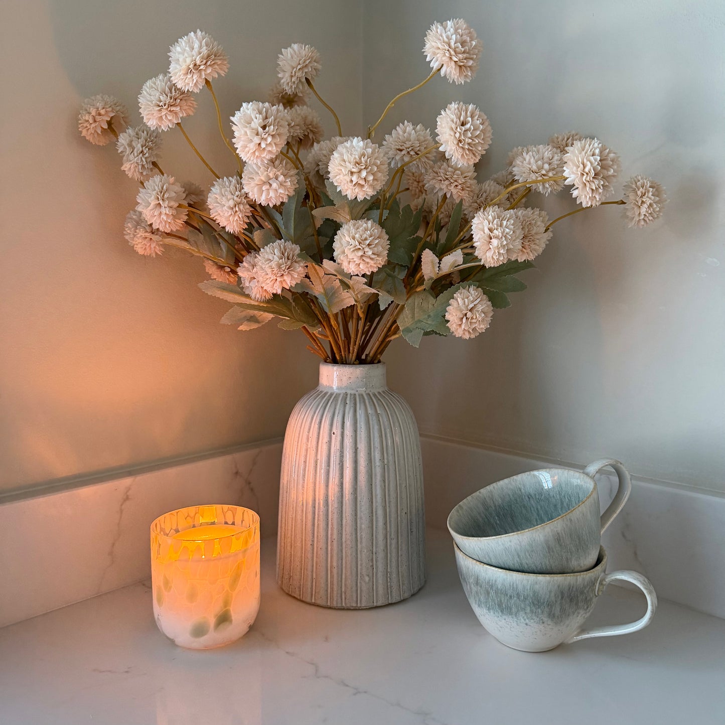 Nude PomPom Sprays