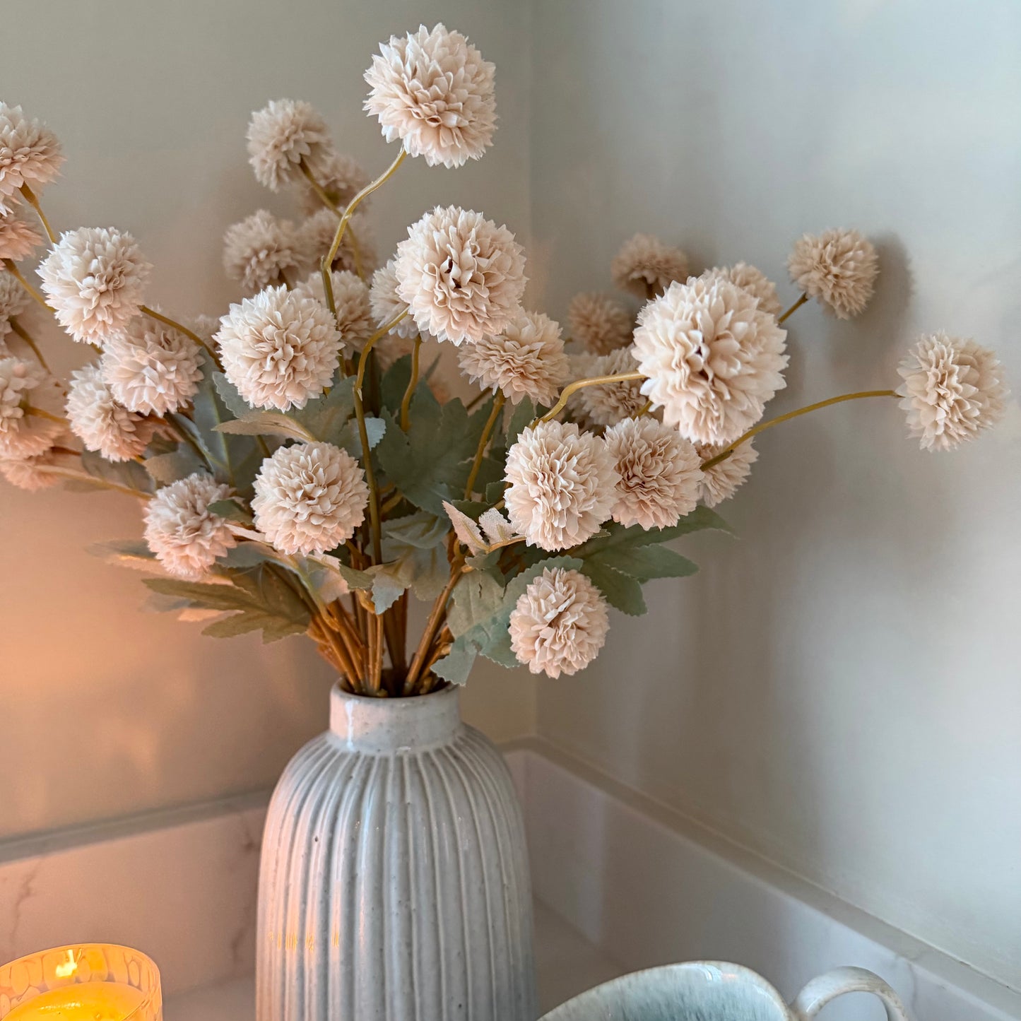 Nude PomPom Sprays