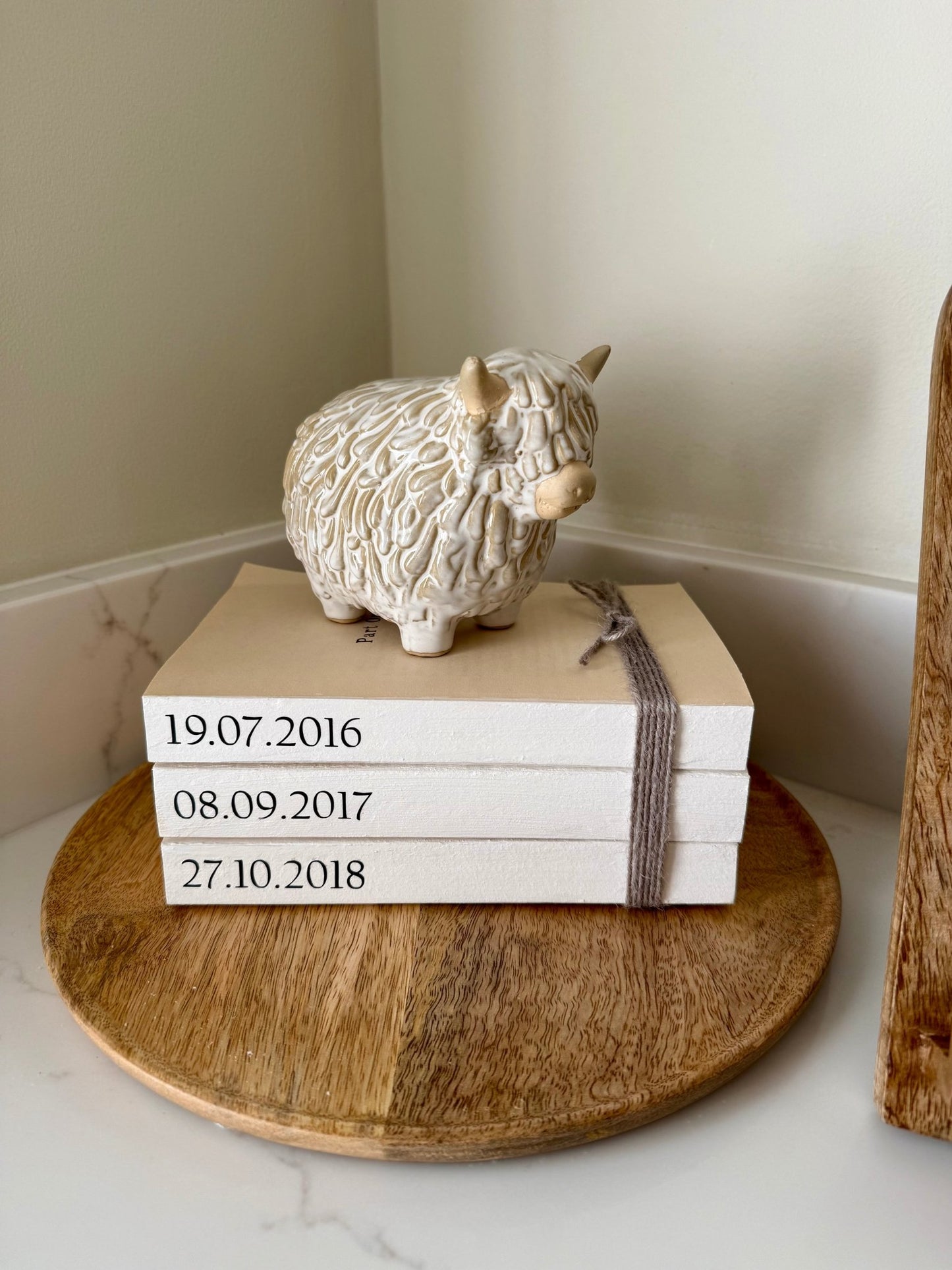 Ceramic Highland Cow Ornament - NalaWillowCo