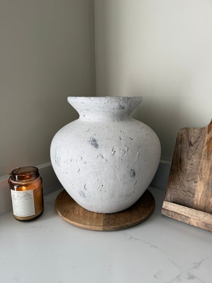 Darcy Large Antique White Vase - NalaWillowCo