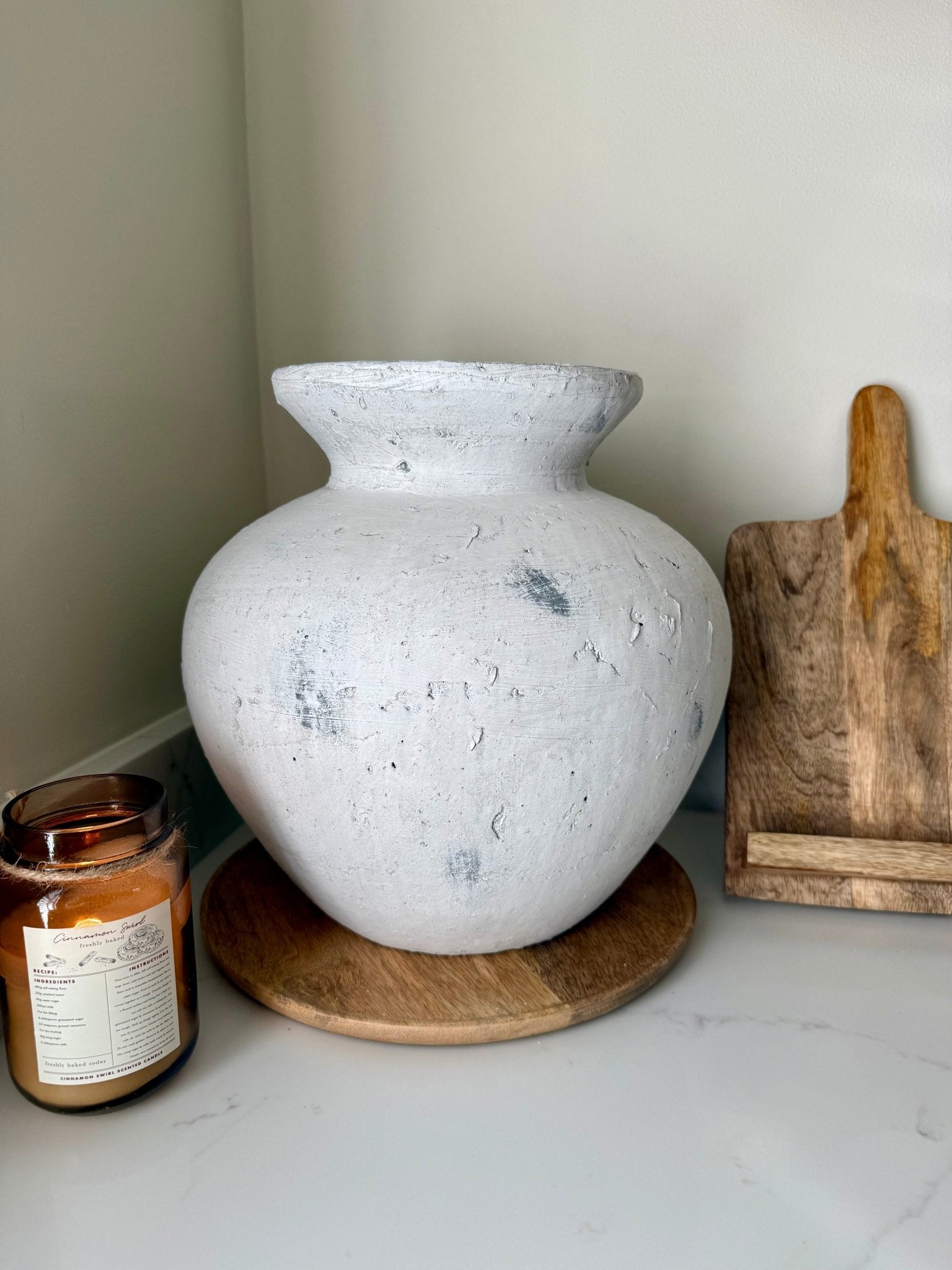 Darcy Large Antique White Vase - NalaWillowCo