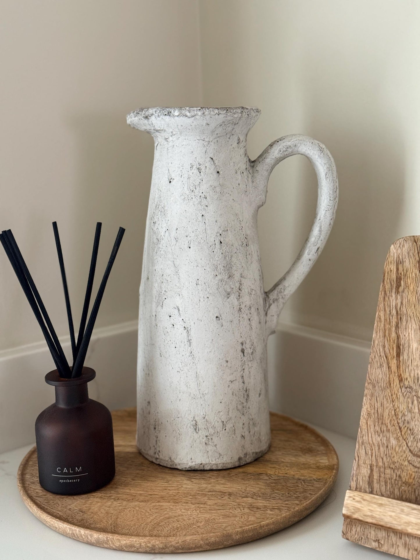 Tall Rustic Stone Jug Vase – Distressed Grey Concrete Effect with Autumn Berry Stems