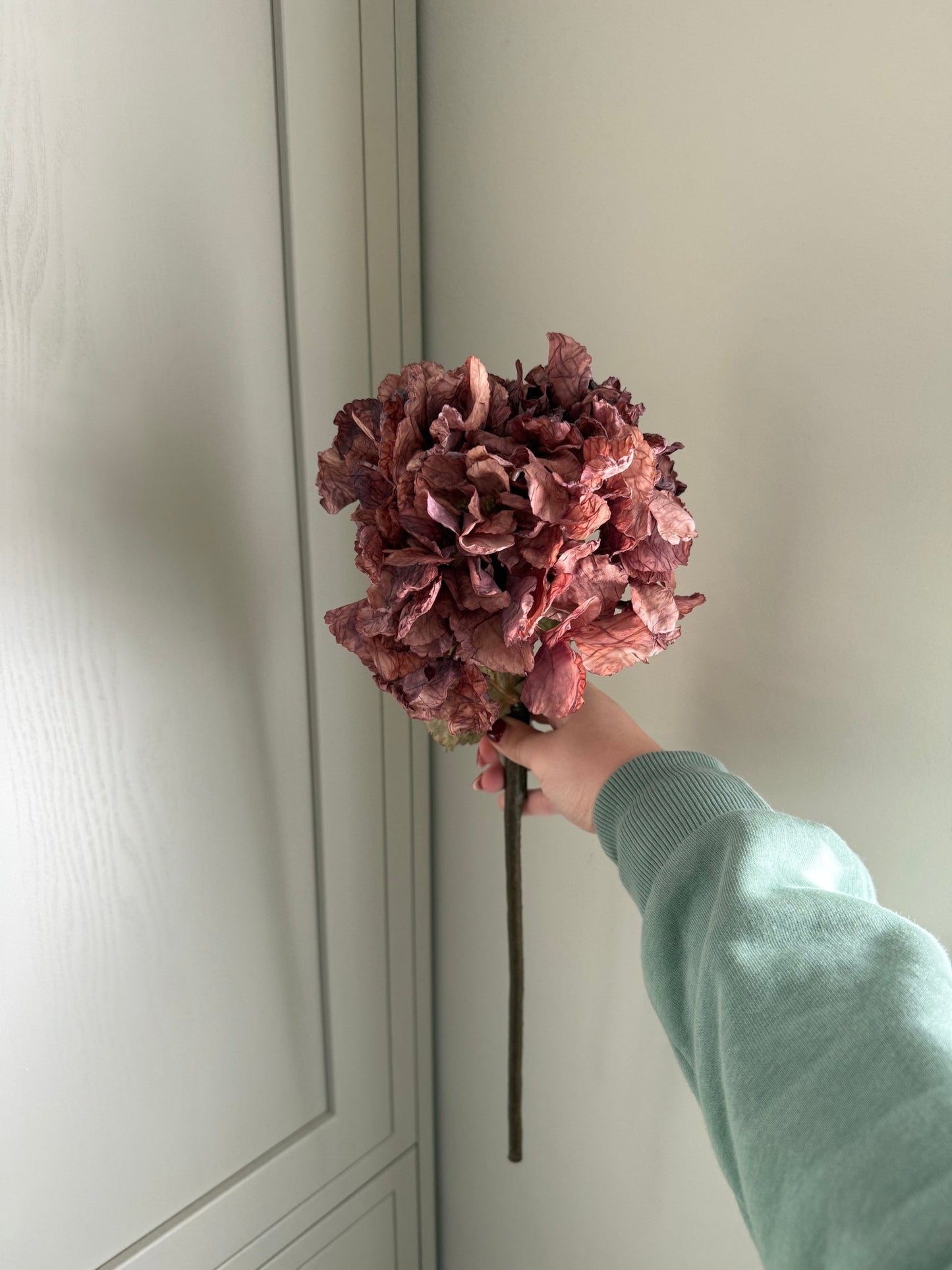 Dried Mocha Pink Artificial Hydrangea Stems - NalaWillowCo