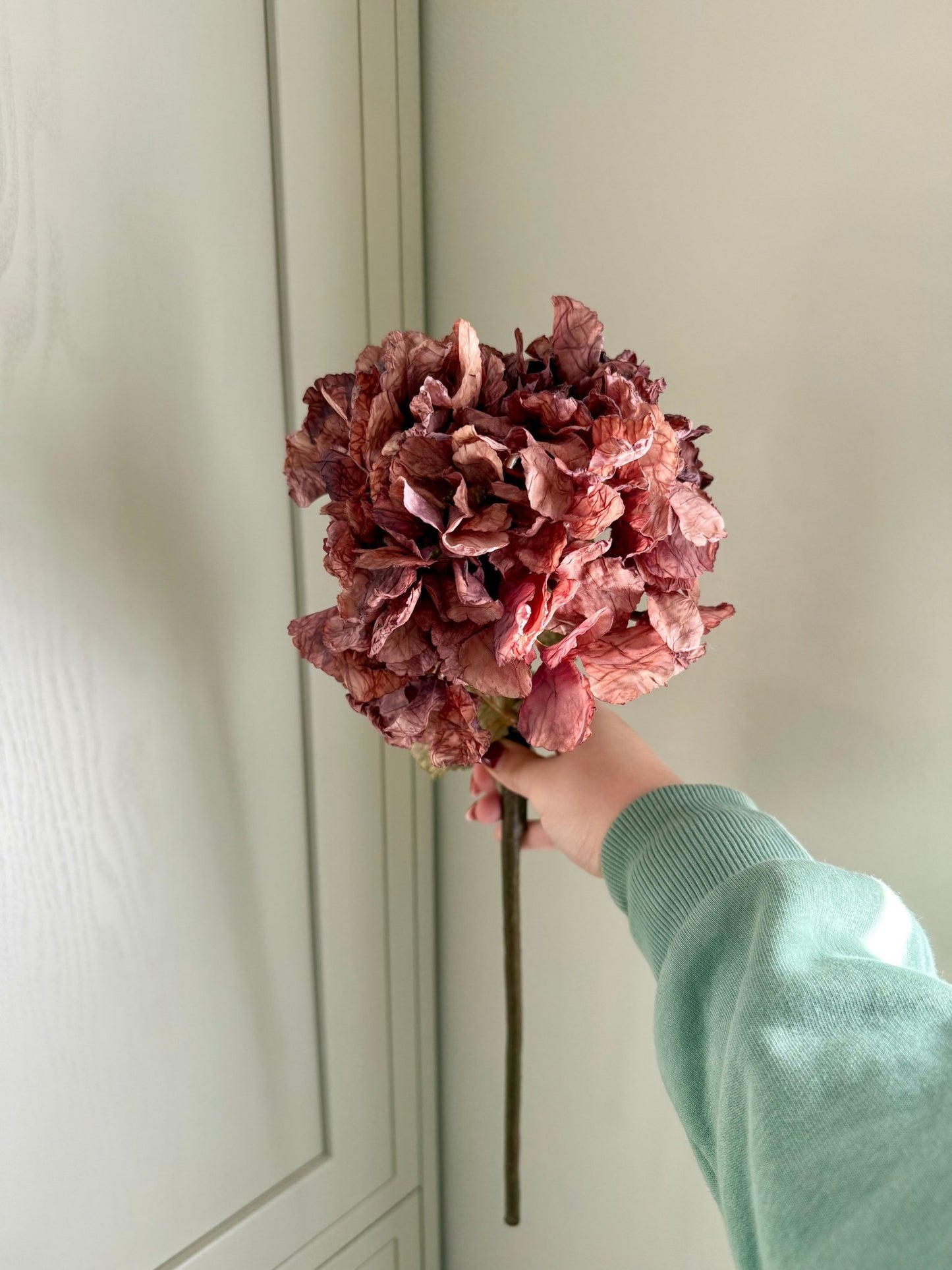 Dried Mocha Pink Artificial Hydrangea Stems - NalaWillowCo