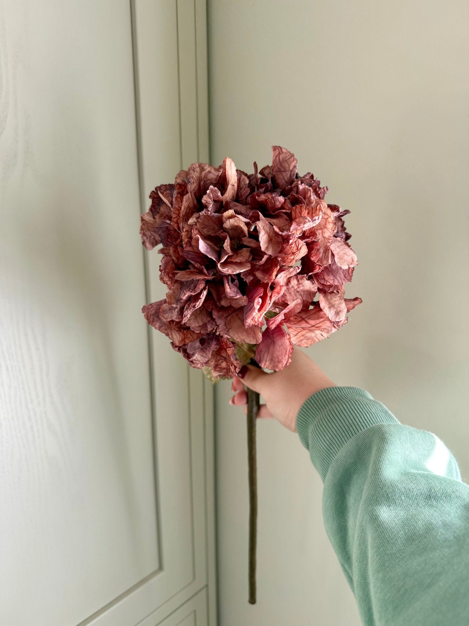 Dried Mocha Pink Artificial Hydrangea Stems - NalaWillowCo