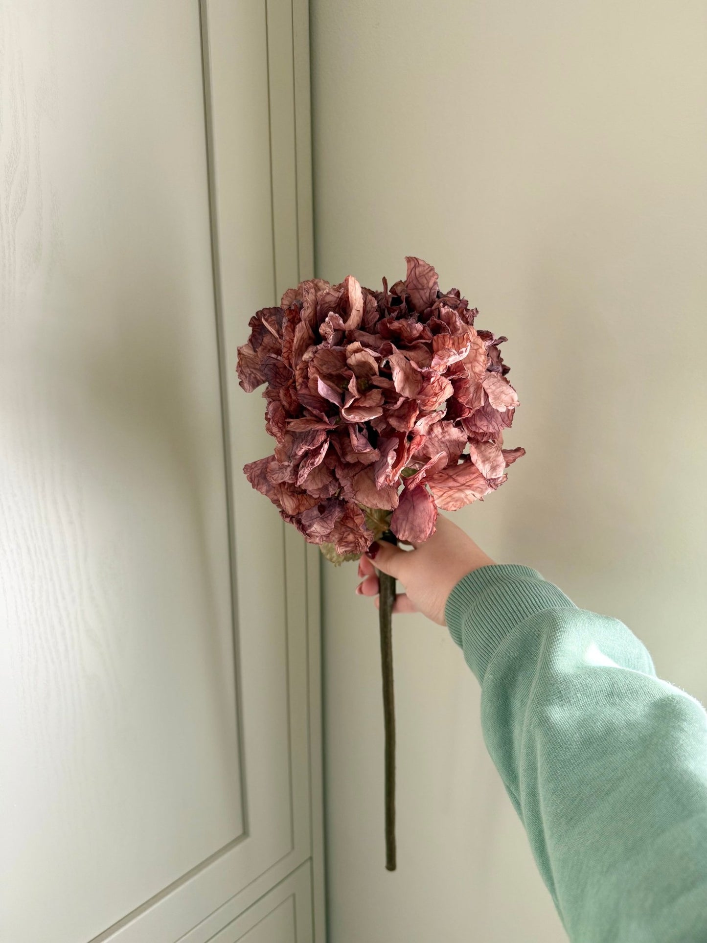 Dried Mocha Pink Artificial Hydrangea Stems - NalaWillowCo