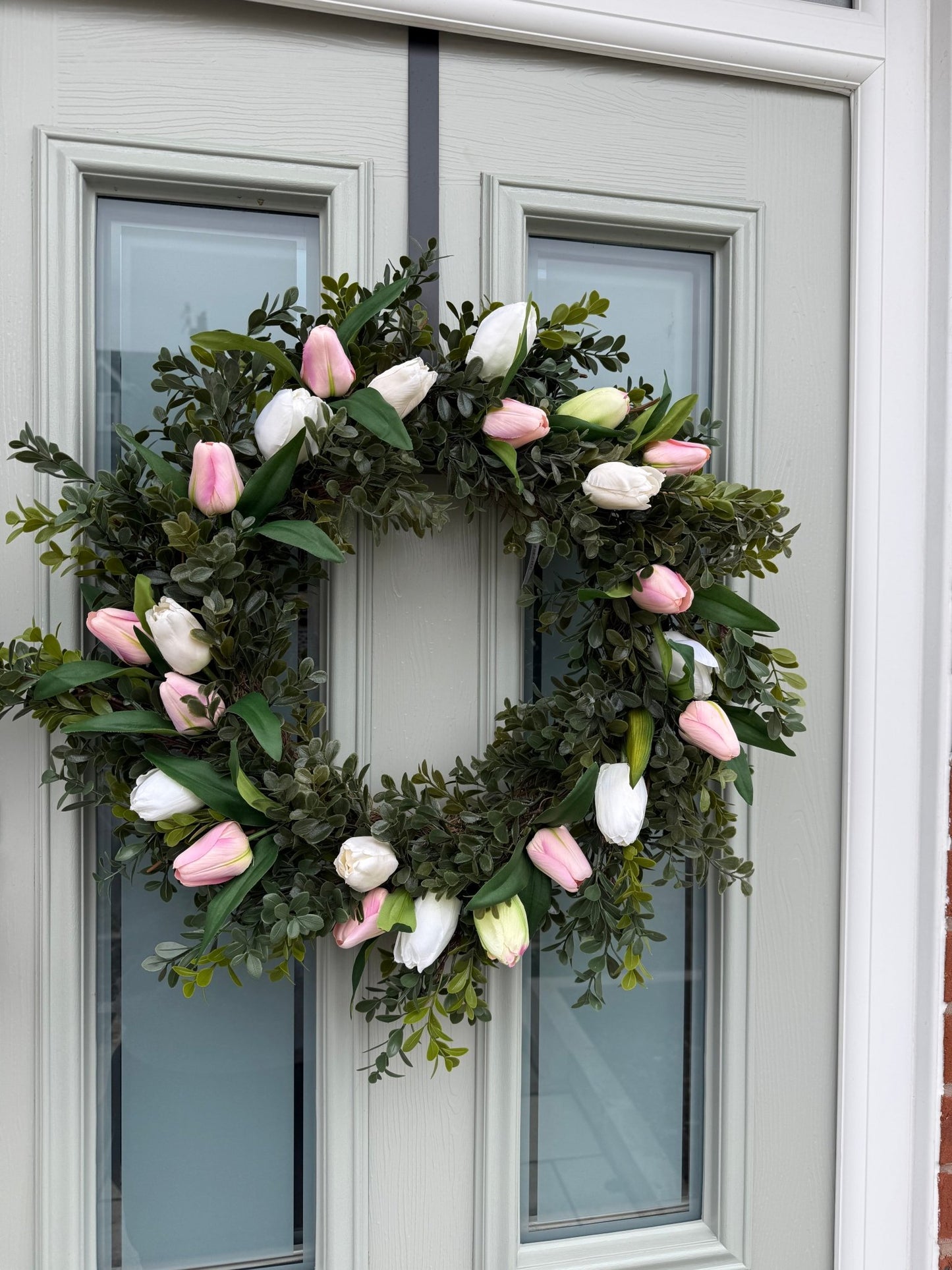 Extra Large 55cm Handmade White & Pink Tulip Wreath - NalaWillowCo