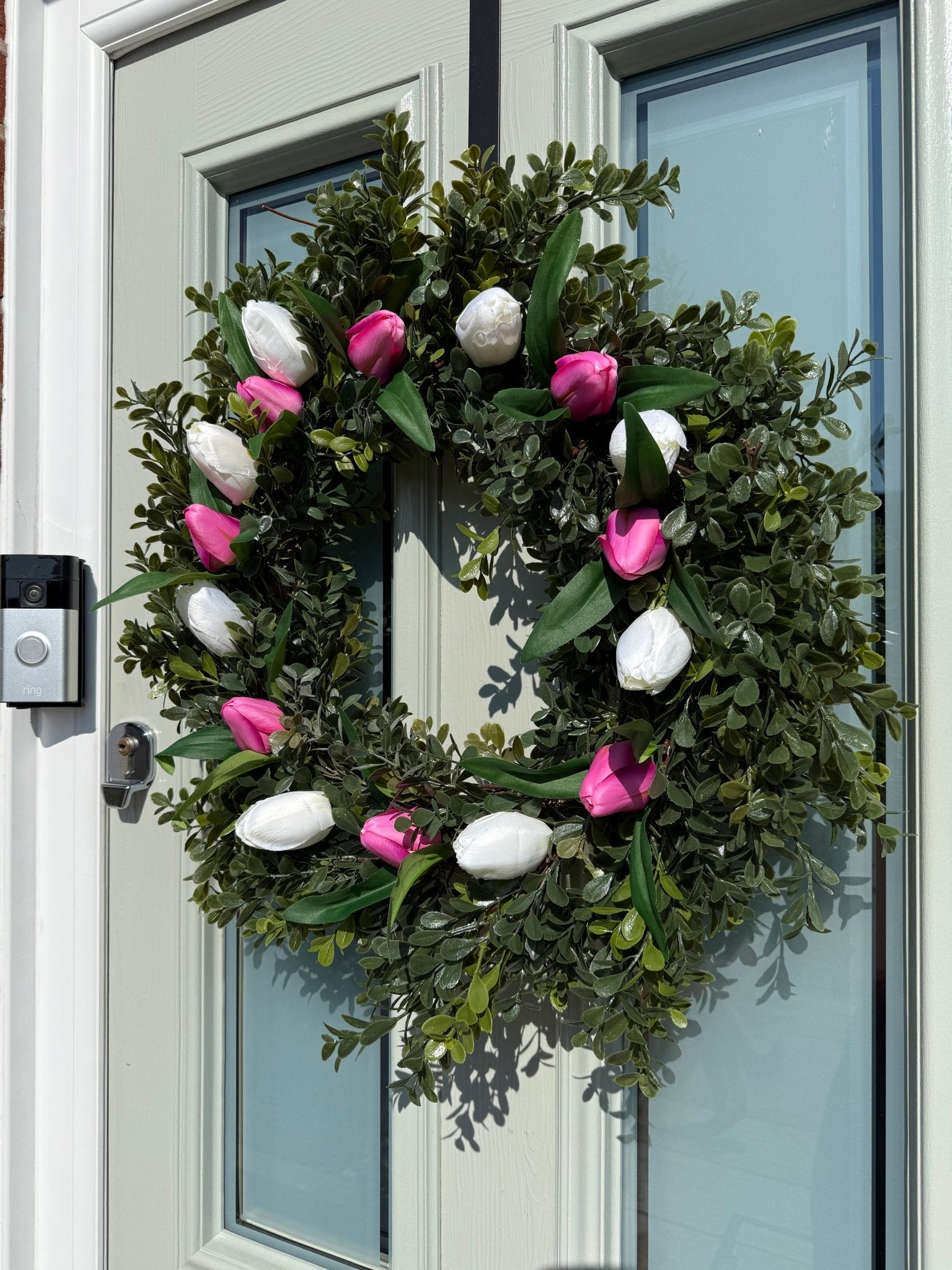 Extra Large 60cm Handmade White & Fuchsia Pink Tulip Wreath - NalaWillowCo