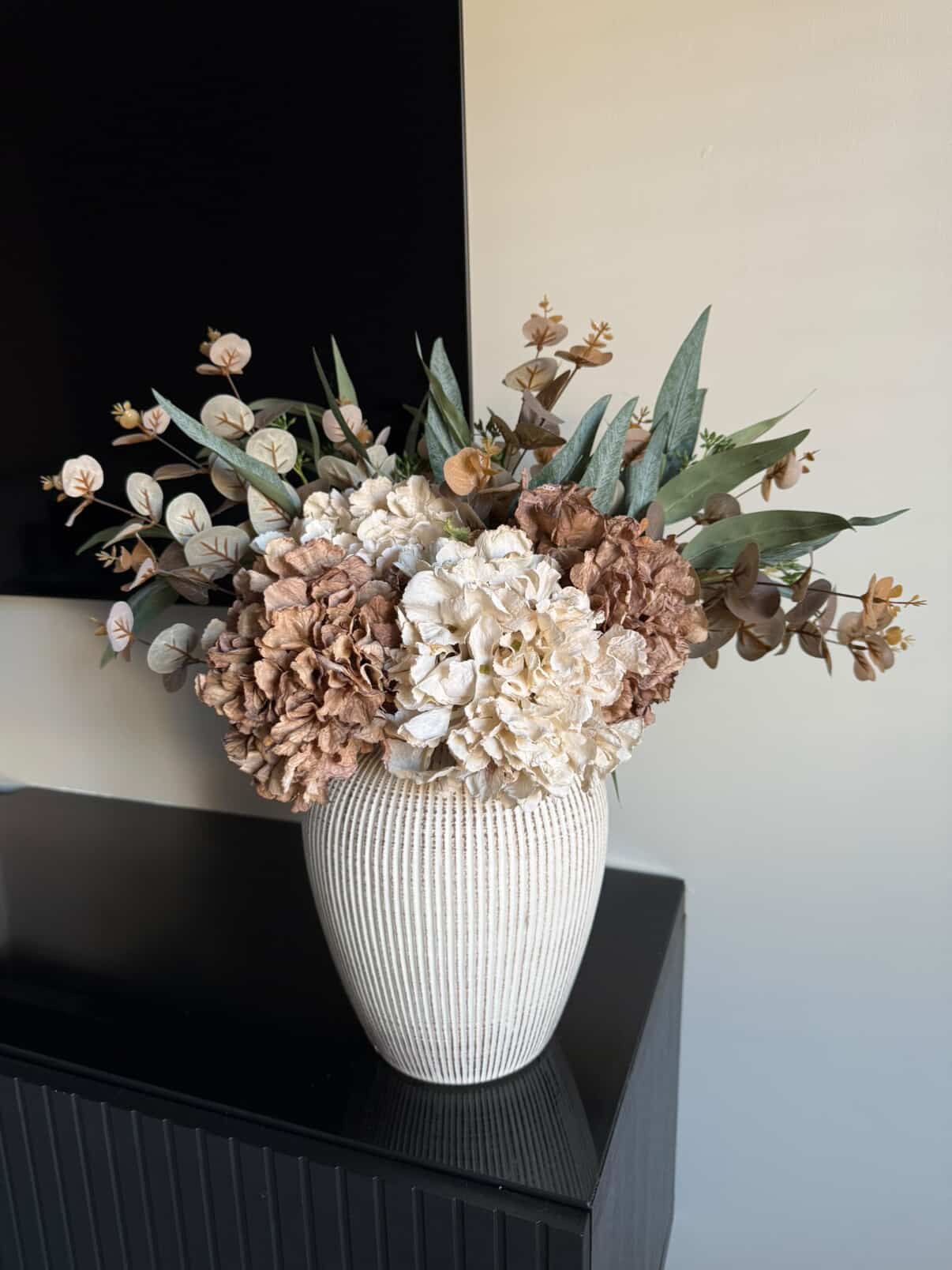 Lou - Cappuccino & Blush Hydrangea Arrangement - NalaWillowCo