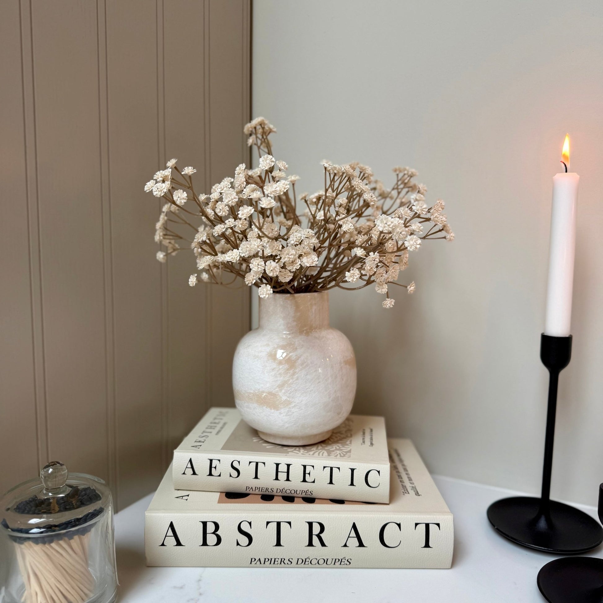 Marbled Ceramic Vase with Cream Gyp - NalaWillowCo