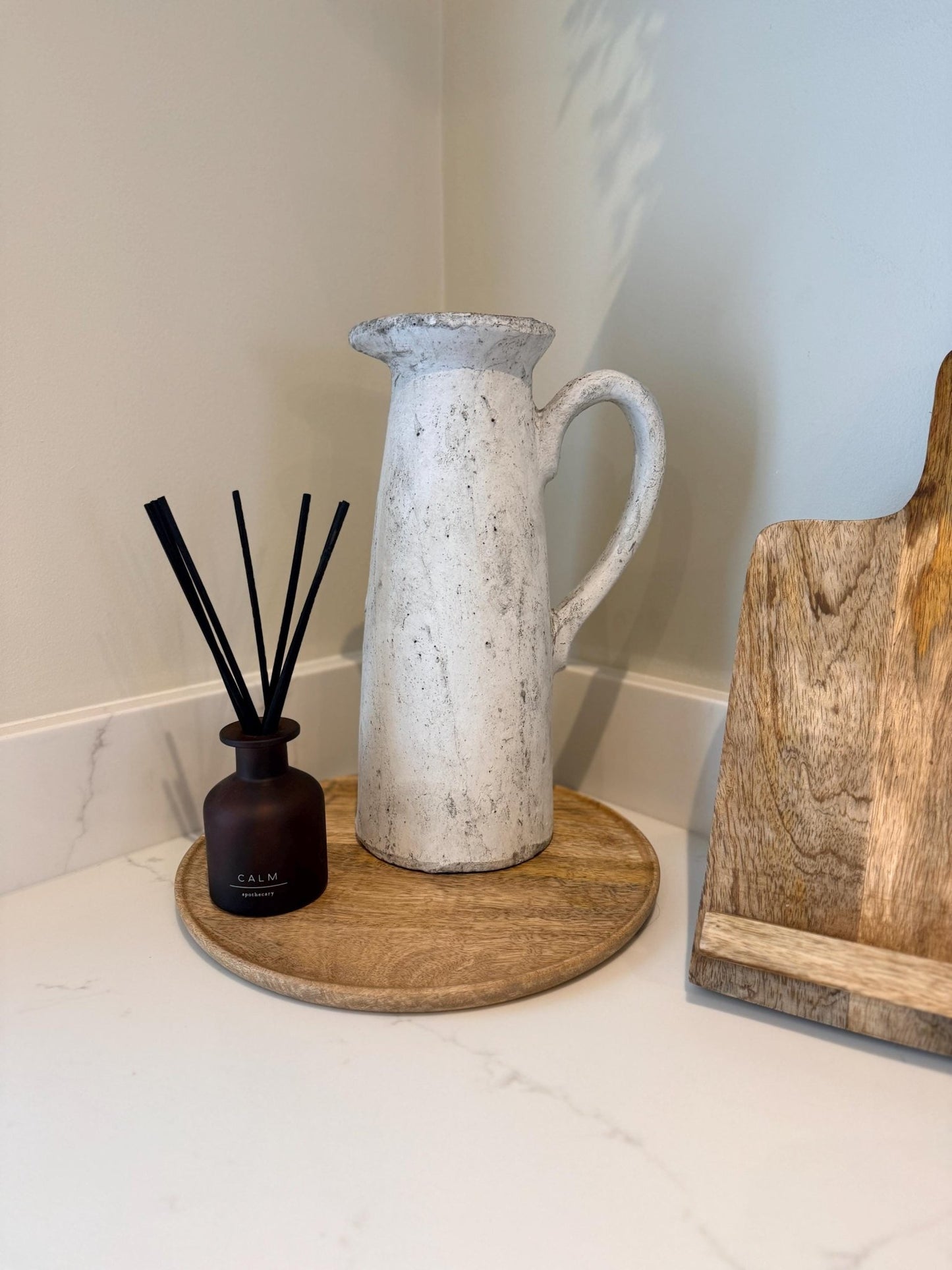 Round Mango Wood Decorative Tray | Natural Wooden Centrepiece - NalaWillowCo