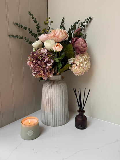 Sleek Ribbed Ceramic Vase - NalaWillowCo