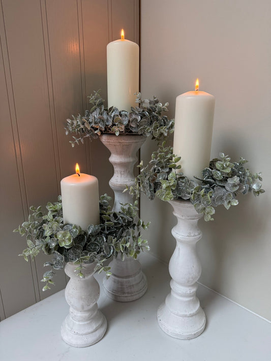 Whitewashed Candle Holder Set with Eucalyptus Wreath | Rustic Pillar Candlestick Centrepiece | Farmhouse Table Decor | Wedding Display - NalaWillowCo