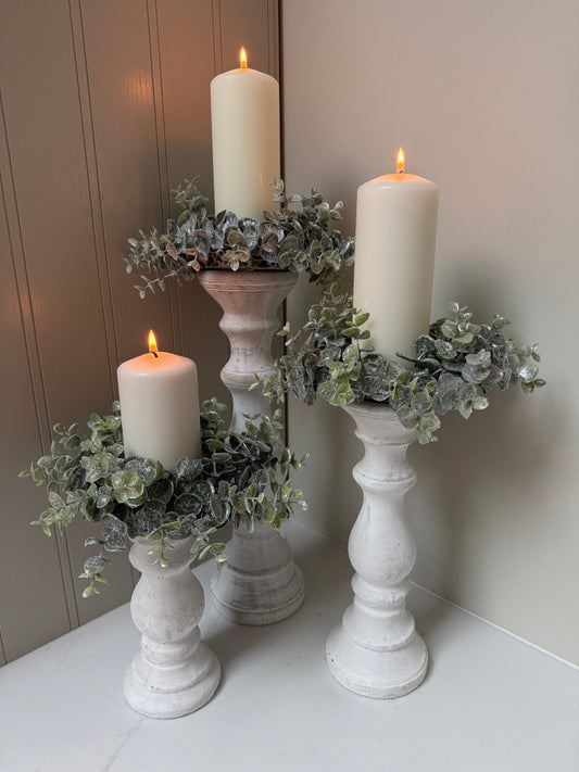 Whitewashed Candle Holder Set with Eucalyptus Wreath | Rustic Pillar Candlestick Centrepiece | Farmhouse Table Decor | Wedding Display - NalaWillowCo